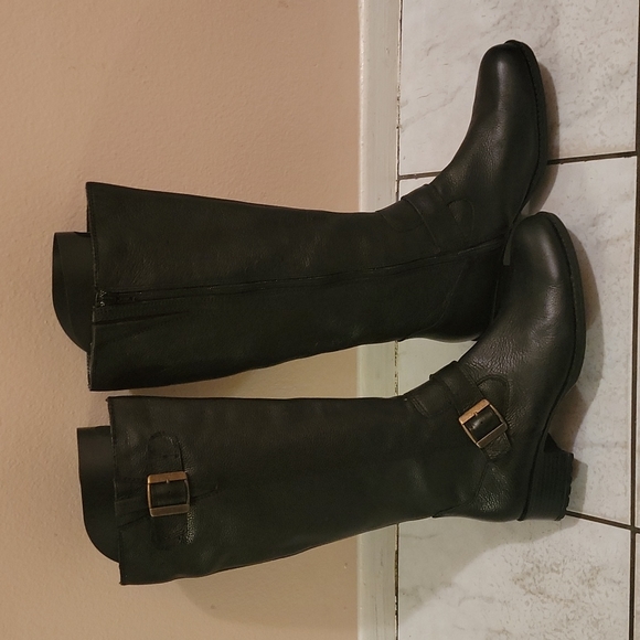 KNEE HIGH LEATHER BOOTS - Picture 1 of 7